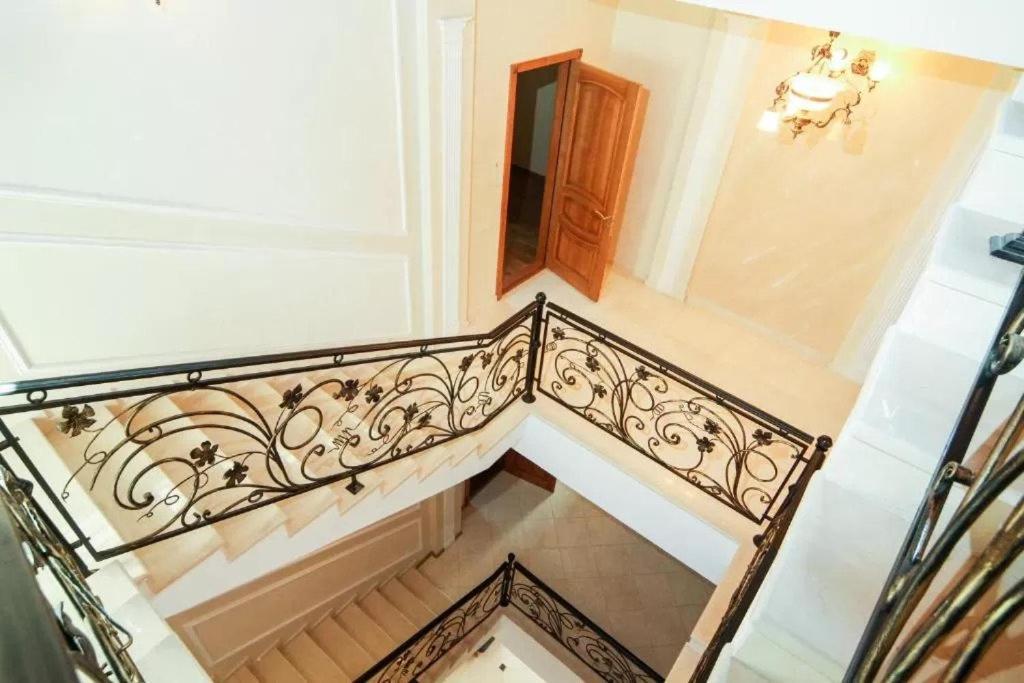 Villa Gnizdo Leleky Skhidnytsia Экстерьер фото